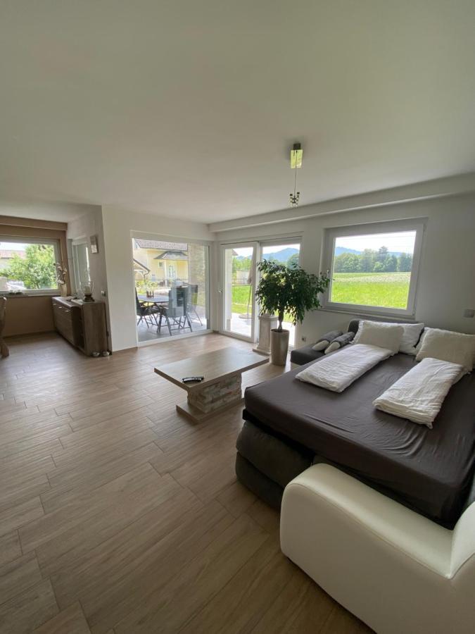 Villa Hisa Helena à Kranj Extérieur photo